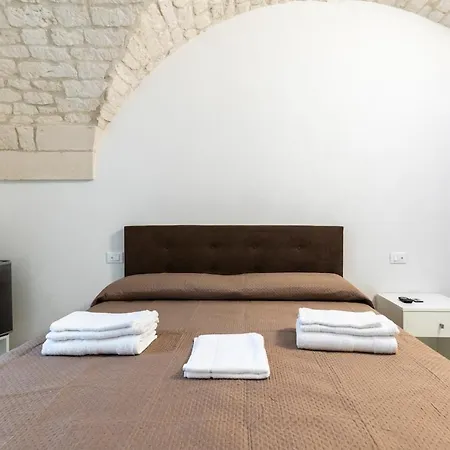 Lanucara 5 * Martina Franca