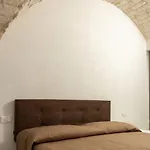 Lanucara 5 *